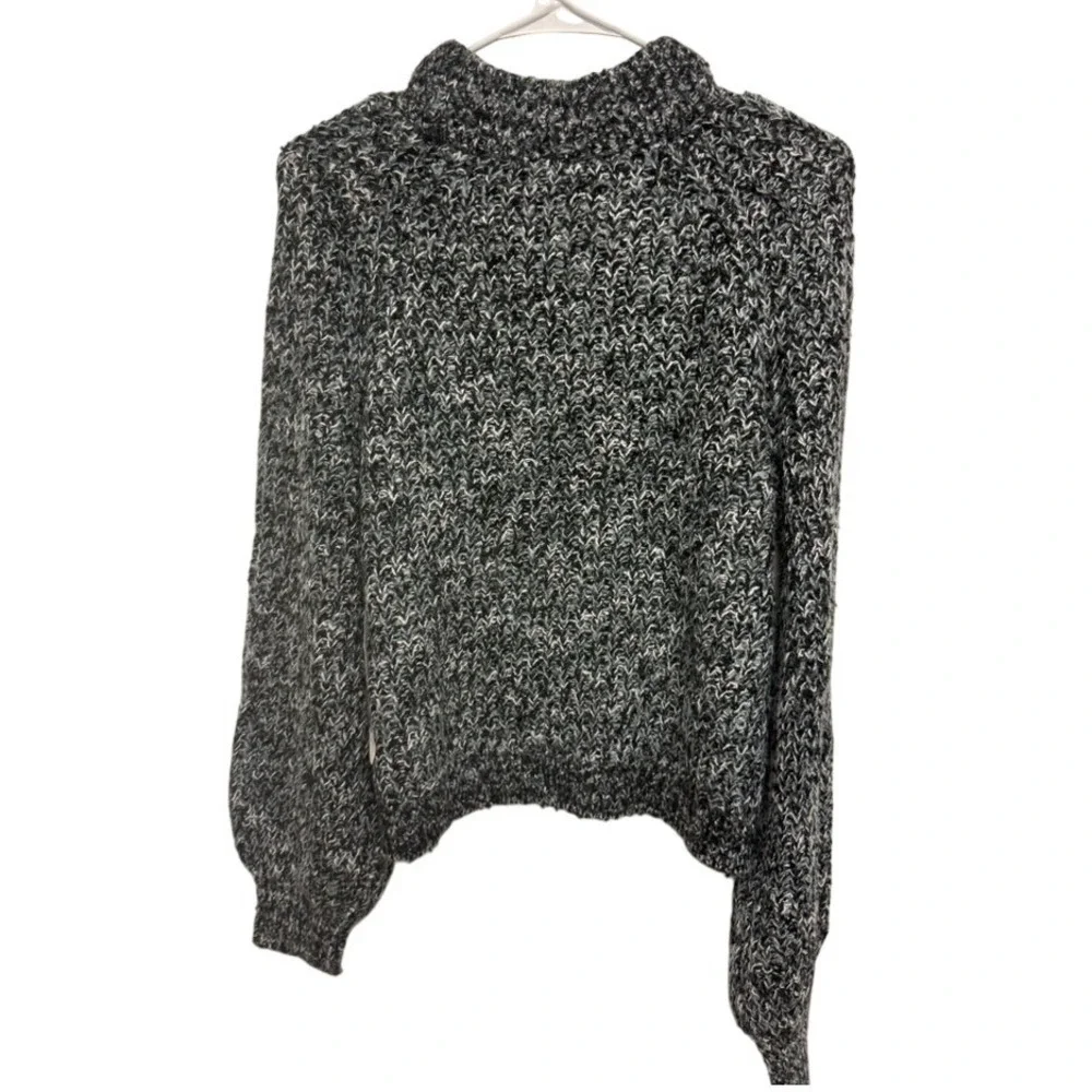 a.n.a‎ Black and White Textured Turtleneck Sweater size XS